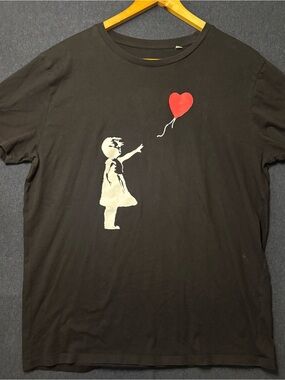 Banksy Girl With Balloon Graphic T-Shirt Stanley/Stella Organic Cotton L